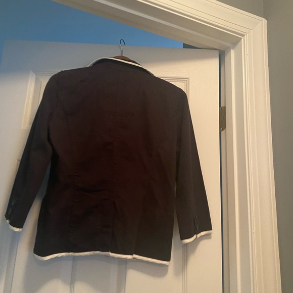 American Eagle Outfitters Black Blazer with White Accents - Picture 12 of 16